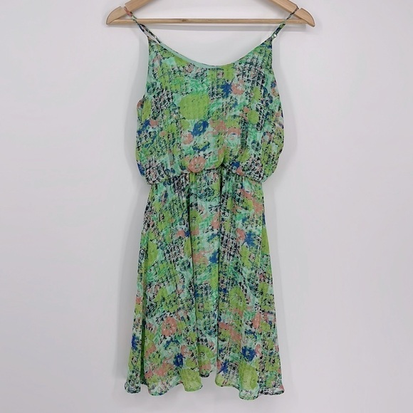Lush Floral Spaghetti Strap Dress Green Size XS - Picture 1 of 7